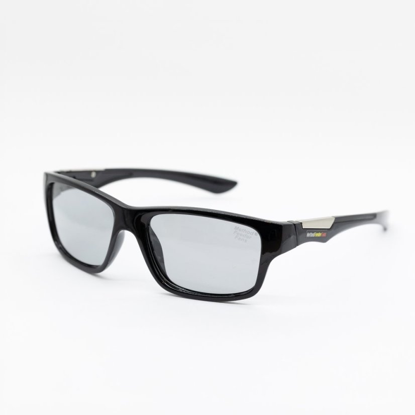 Fotochromatické polarizačné slnečné okuliare model 1025