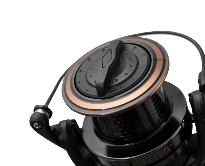 Delphin MANTRA Navijak